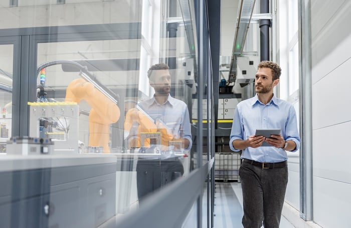 Manufacturing | Contractor Compliance Requirements and Readiness