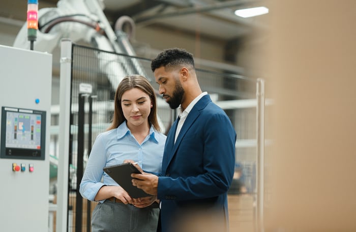 Manufacturing | Contractor Compliance Requirements and Readiness